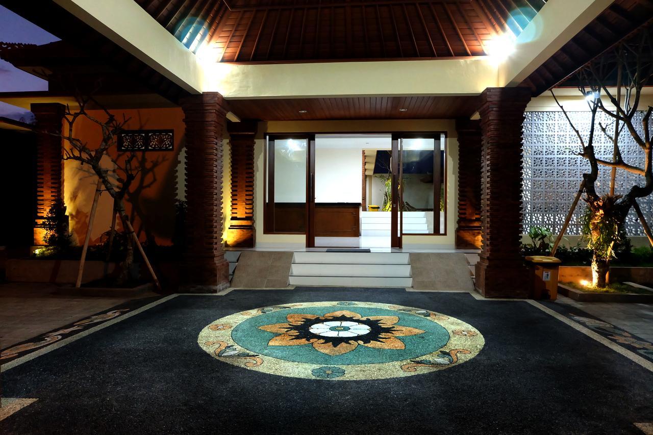Tom'S Inn Pecatu Uluwatu Exterior foto